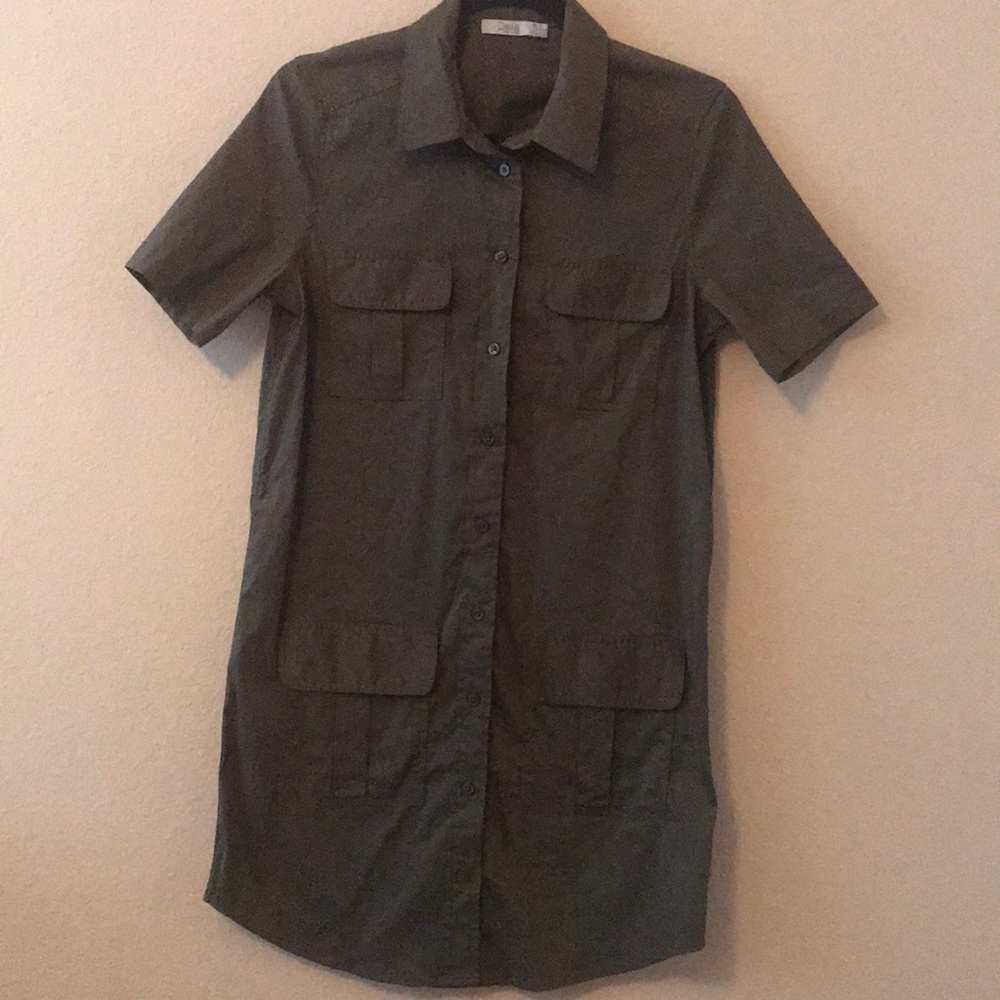 At green blouse dress